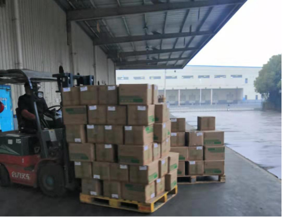 【0206】蘇寧物流高顏值女調度員 守護司機共赴武漢護送醫療物資305.png 【0206】蘇寧物流高顏值女調度員 守護司機共赴武漢護送醫療物資305.png