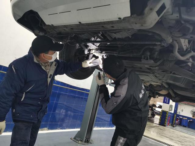 抗擊疫情，一汽豐田“夢之隊”一夜集結(jié)，為120急救用車保駕護(hù)航