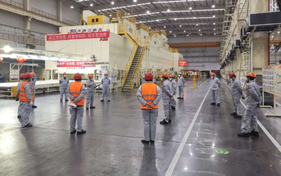 3.1【東風商用車】決勝戰“疫” 東風商用車吹響防疫車生產號角984.png