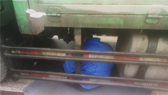 【定-315-用戶故事】歐馬可:百里救援 共抗疫情 抗疫運輸線上的“護航員”(2)(1)941.png 【定-315-用戶故事】歐馬可:百里救援 共抗疫情 抗疫運輸線上的“護航員”(2)(1)941.png