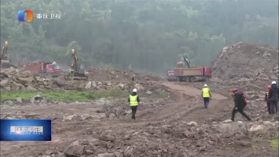 復(fù)工有章法,打好防疫戰(zhàn)!各地奏響復(fù)工進(jìn)行曲805.png 復(fù)工有章法,打好防疫戰(zhàn)!各地奏響復(fù)工進(jìn)行曲805.png