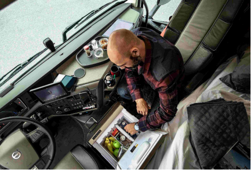 【新聞稿 2】沃爾沃卡車推出全新FH系列，堅持以駕駛員與客戶競爭力為先_final757.png