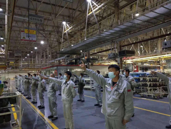 3.25【東風(fēng)商用車】100臺(tái)快遞車!圓通速遞助力東風(fēng)商用車加速經(jīng)營(yíng)恢復(fù)955.png 3.25【東風(fēng)商用車】100臺(tái)快遞車!圓通速遞助力東風(fēng)商用車加速經(jīng)營(yíng)恢復(fù)955.png