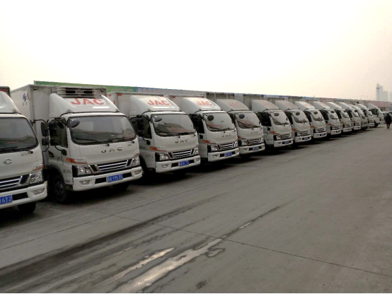 駿鈴大客戶選擇用人致富經(jīng) 30臺(tái)冷鏈車背后故事很多(1)253.png 駿鈴大客戶選擇用人致富經(jīng) 30臺(tái)冷鏈車背后故事很多(1)253.png