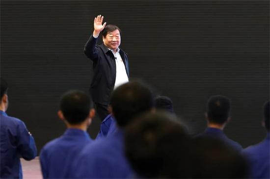 五四青年節(jié)，譚旭光勉勵員工：幸福是靠奮斗出來的