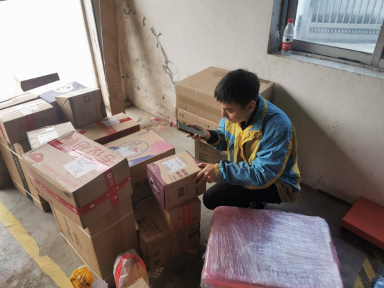 【0512】20天業(yè)務(wù)增長20倍 八卦洲蘇寧天天網(wǎng)點(diǎn)的破局挑戰(zhàn)(2)(1)1194.png 【0512】20天業(yè)務(wù)增長20倍 八卦洲蘇寧天天網(wǎng)點(diǎn)的破局挑戰(zhàn)(2)(1)1194.png