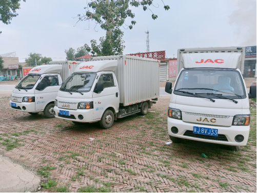 江淮轎卡用戶稿《十年酒水代理 五臺江淮轎卡 四口幸福之家》816.png