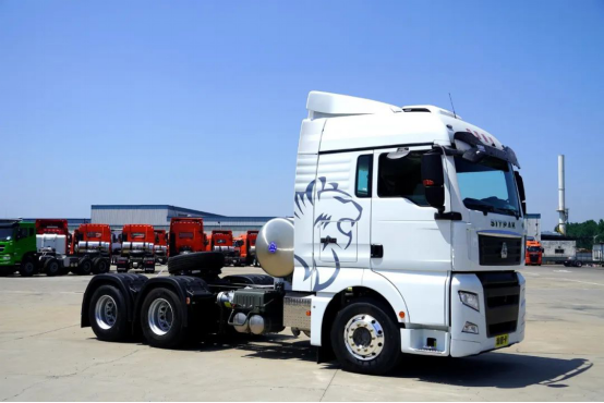 超級定制(Ⅱ) LNG國六汕德卡定制配置滿足了物流快遞哪些需求1382.png 超級定制(Ⅱ) LNG國六汕德卡定制配置滿足了物流快遞哪些需求1382.png