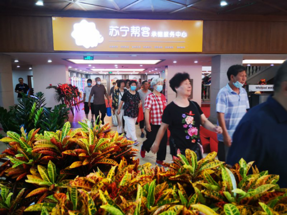 【0806】天天快遞老兵轉型記 “零售服務商”末端再謀大蛻變(1)1614.png