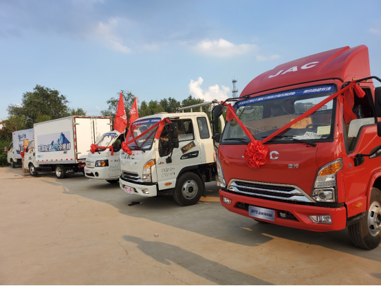 江淮輕卡最美卡哥第四季半決賽鄭州收官 總決賽20號起航！1163.png