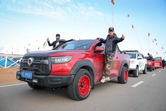 無兄弟，不越野！長城炮玩轉阿拉善英雄會