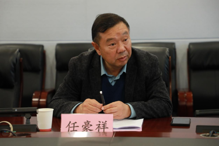 任豪祥赴湖南調研物流專業(yè)建設發(fā)展情況通訊稿(1)145 任豪祥赴湖南調研物流專業(yè)建設發(fā)展情況通訊稿(1)145